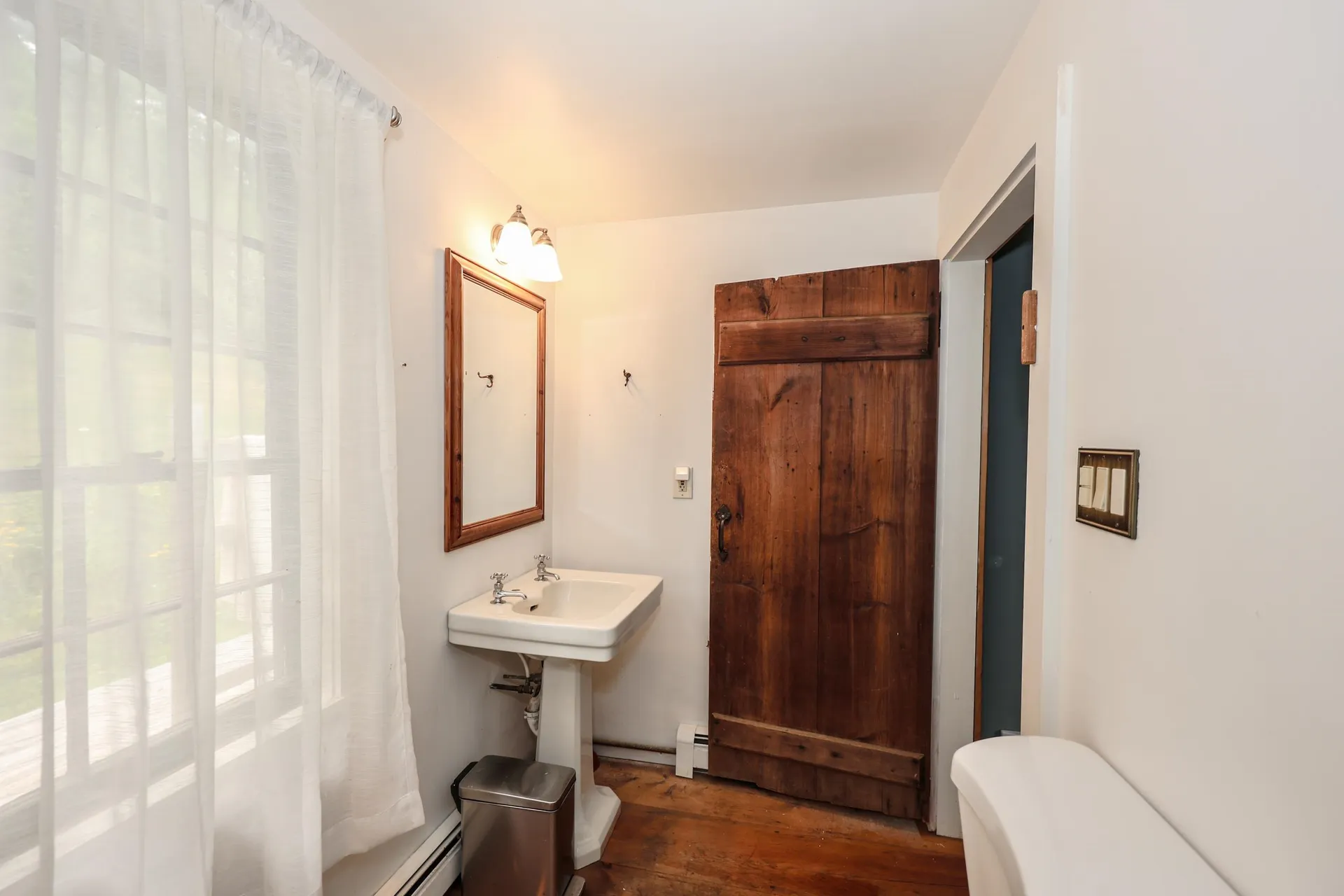 301 Tiffany Hill Road Weare NH 03281-5203