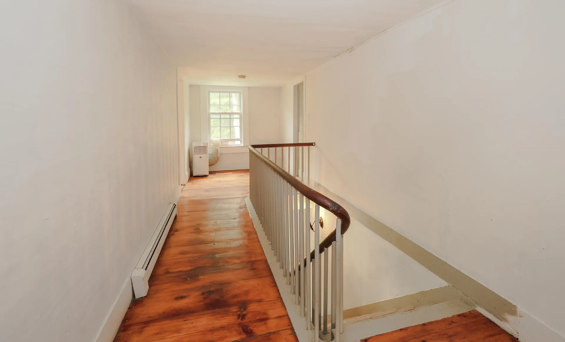 301 Tiffany Hill Road Weare NH 03281-5203