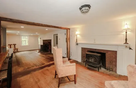 301 Tiffany Hill Road Weare NH 03281-5203