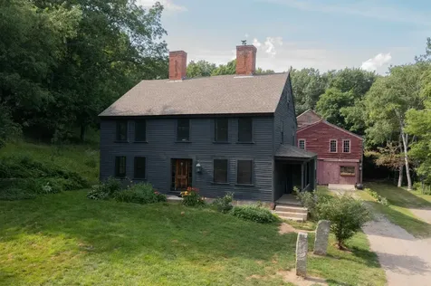 301 Tiffany Hill Road Weare NH 03281-5203
