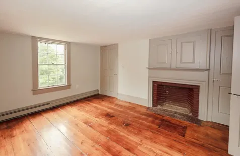 301 Tiffany Hill Road Weare NH 03281-5203