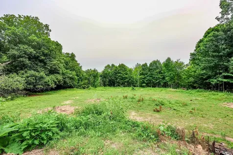301 Tiffany Hill Road Weare NH 03281-5203