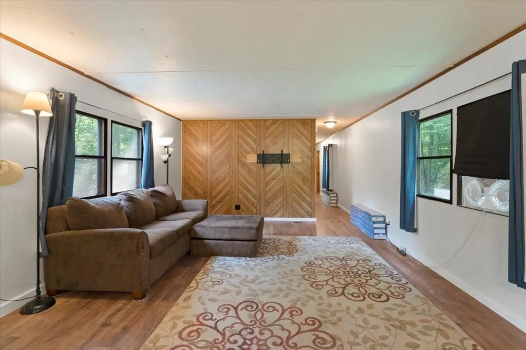 95 Walden Road Colchester VT 05446