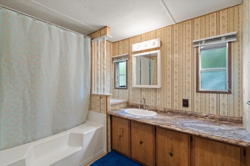 95 Walden Road Colchester VT 05446