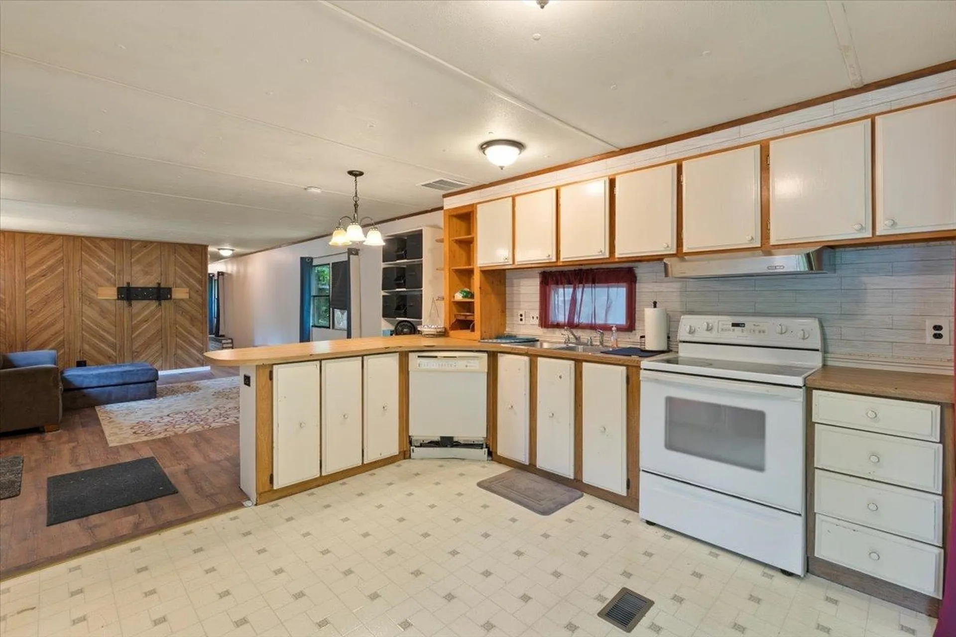 95 Walden Road Colchester VT 05446