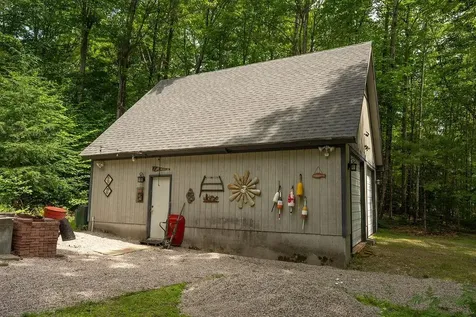 29 Casson Street Moultonborough NH 03254