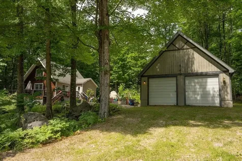 29 Casson Street Moultonborough NH 03254