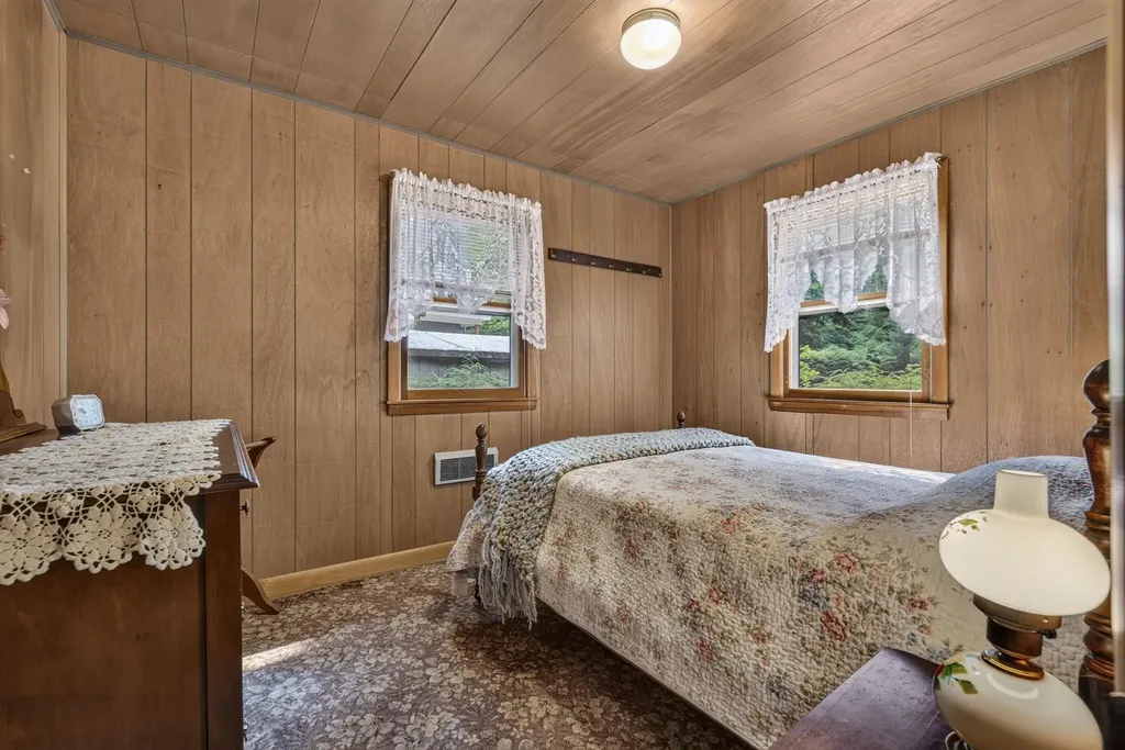 2395 Valley Road Stoddard NH 03464