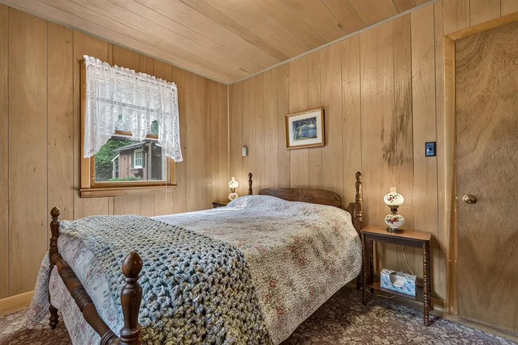 2395 Valley Road Stoddard NH 03464