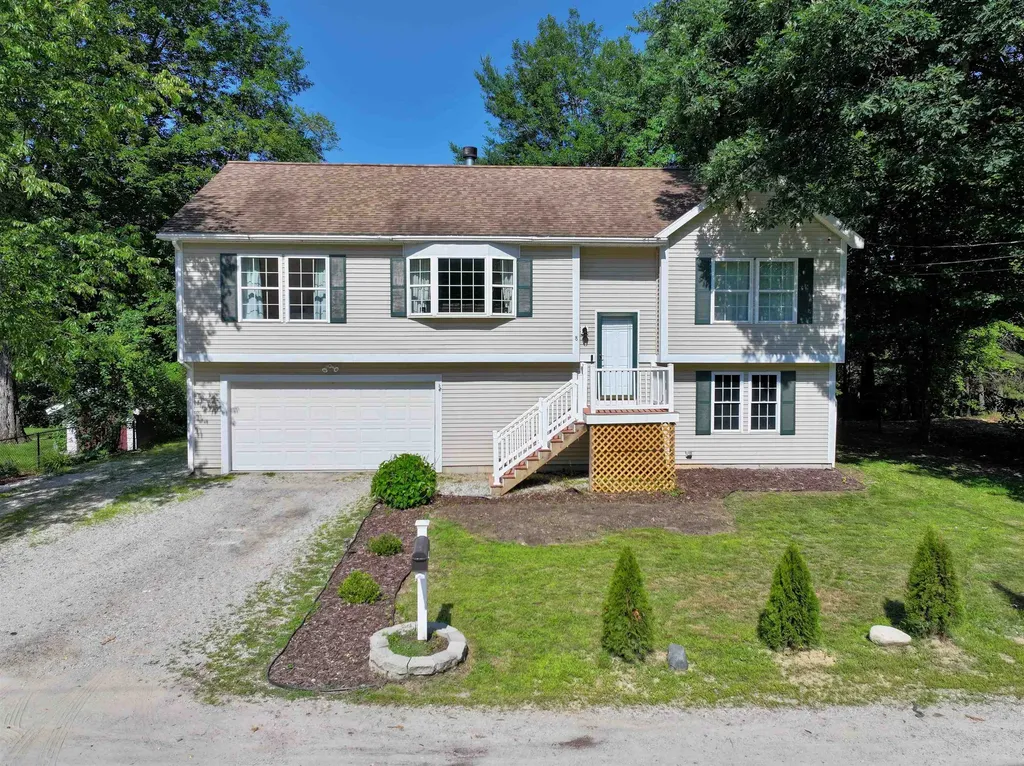8 Riverside Drive Allenstown NH 03275