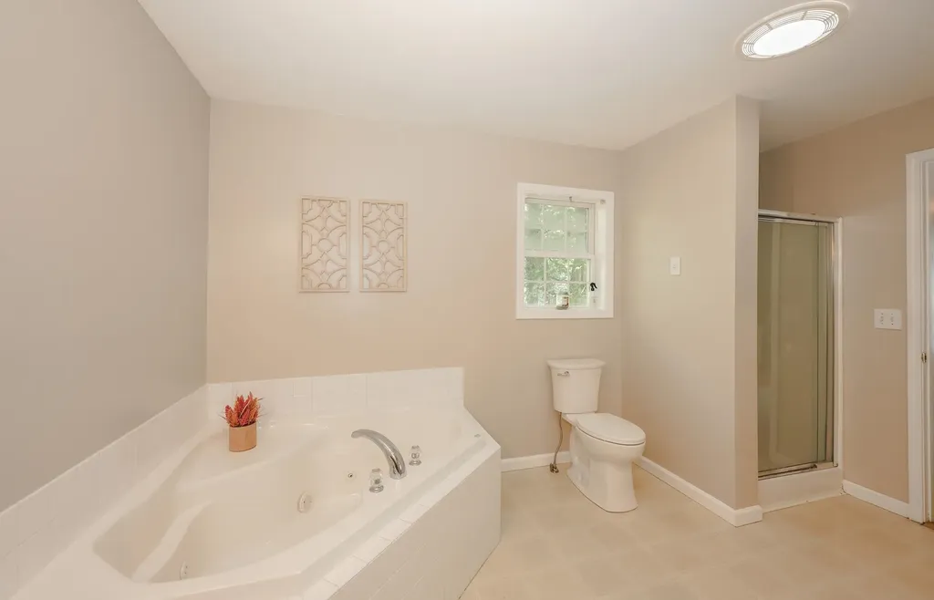 8 Riverside Drive Allenstown NH 03275