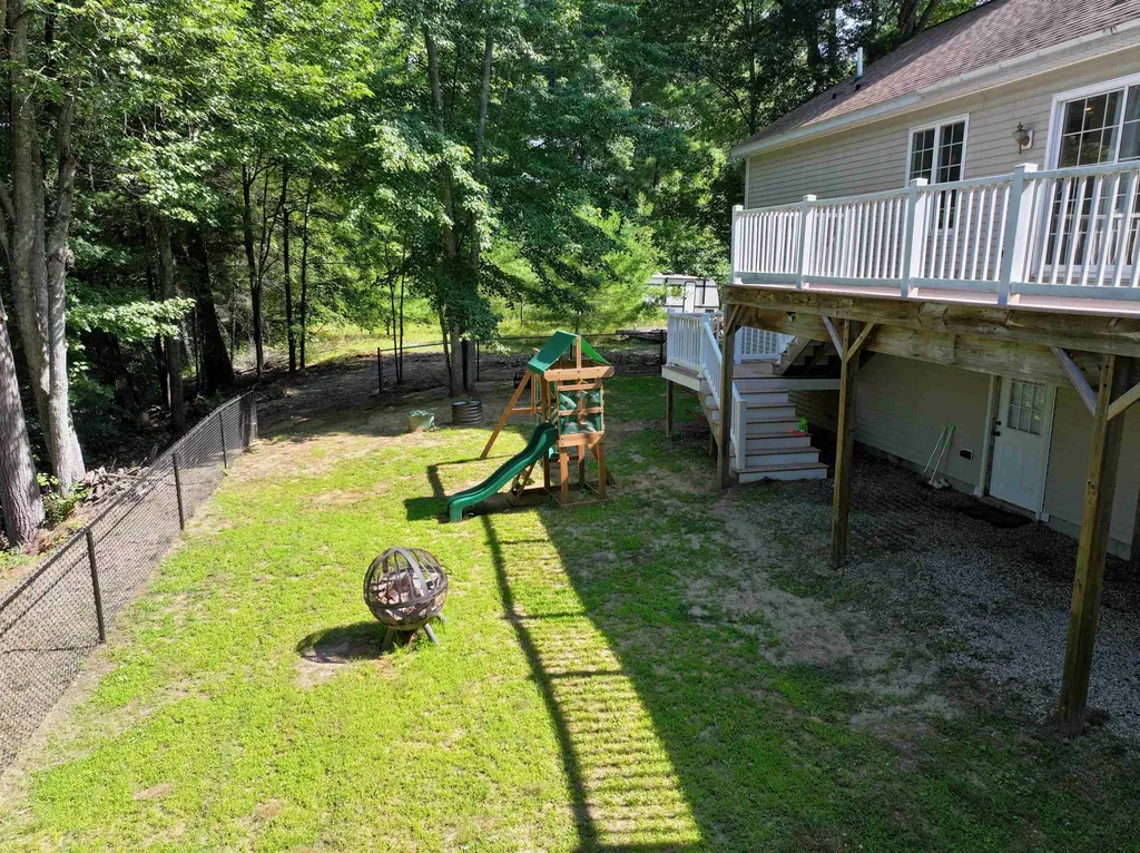 8 Riverside Drive Allenstown NH 03275