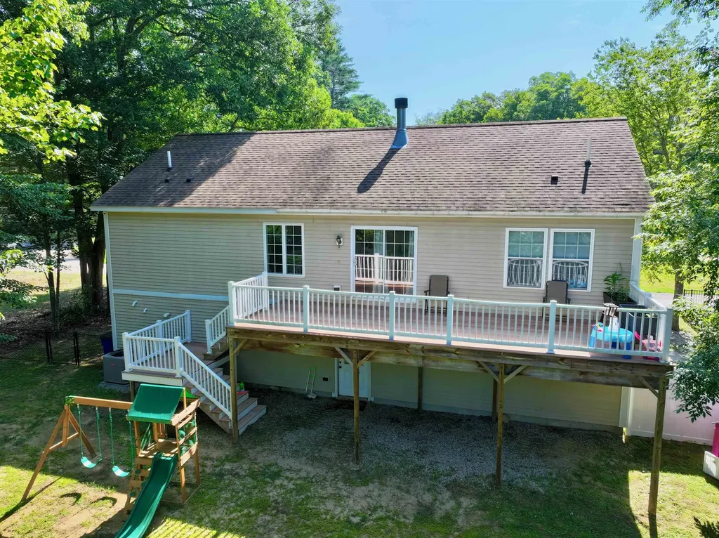 8 Riverside Drive Allenstown NH 03275