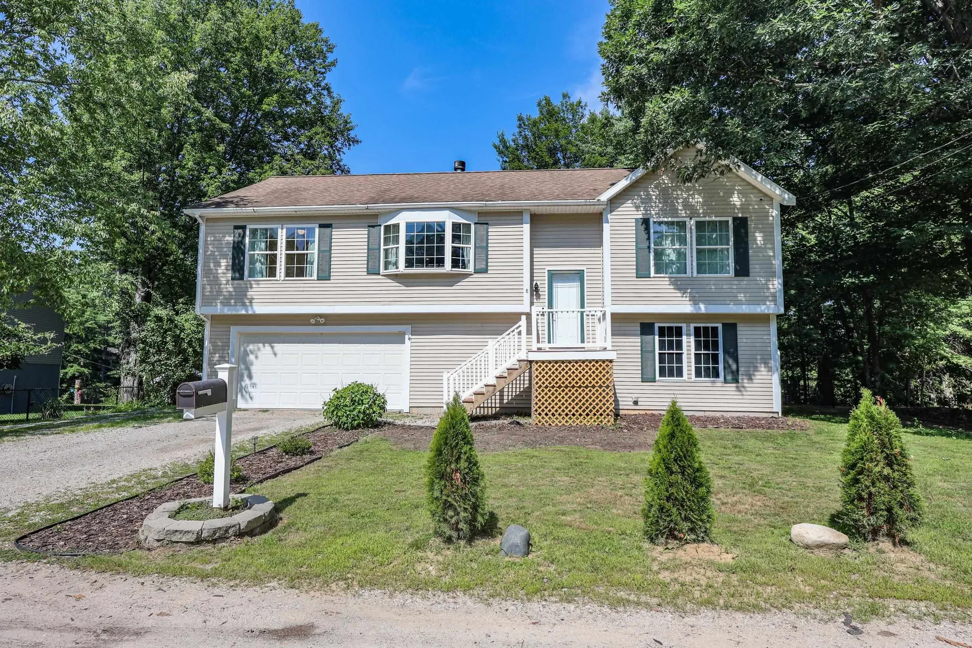 8 Riverside Drive Allenstown NH 03275