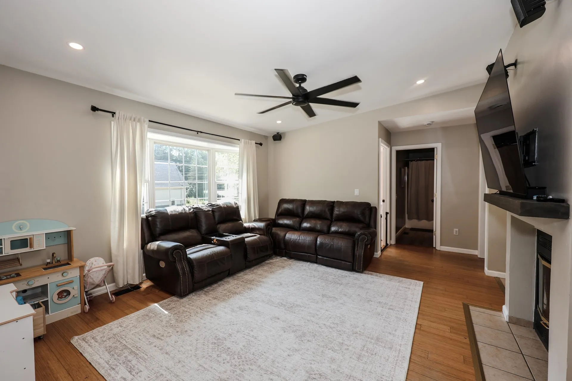 8 Riverside Drive Allenstown NH 03275