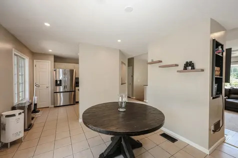 8 Riverside Drive Allenstown NH 03275