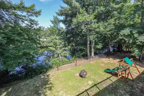 8 Riverside Drive Allenstown NH 03275