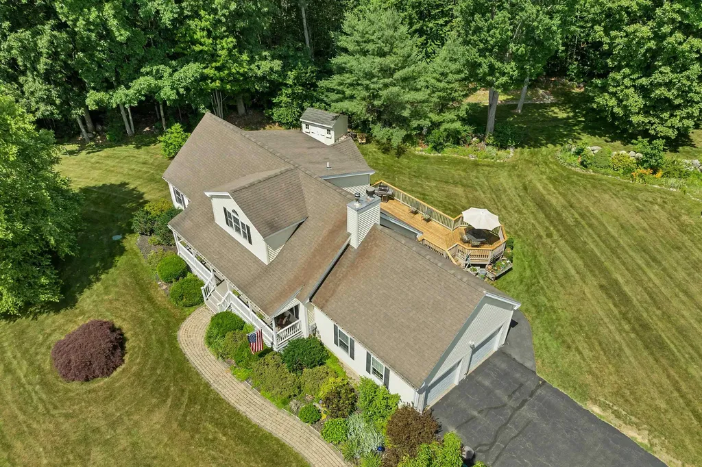 54 Liberty Lane Barrington NH 03825