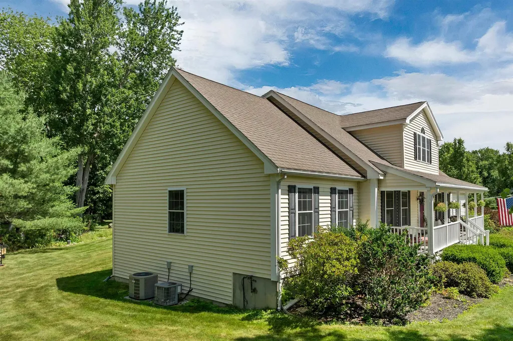 54 Liberty Lane Barrington NH 03825