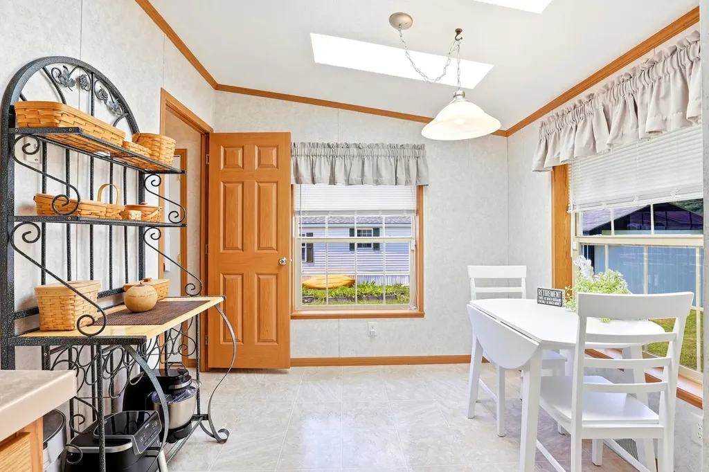 28 Emile Drive Allenstown NH 03275