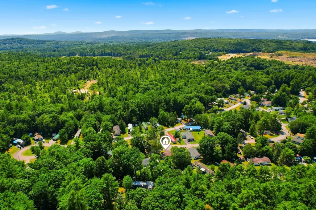28 Emile Drive Allenstown NH 03275
