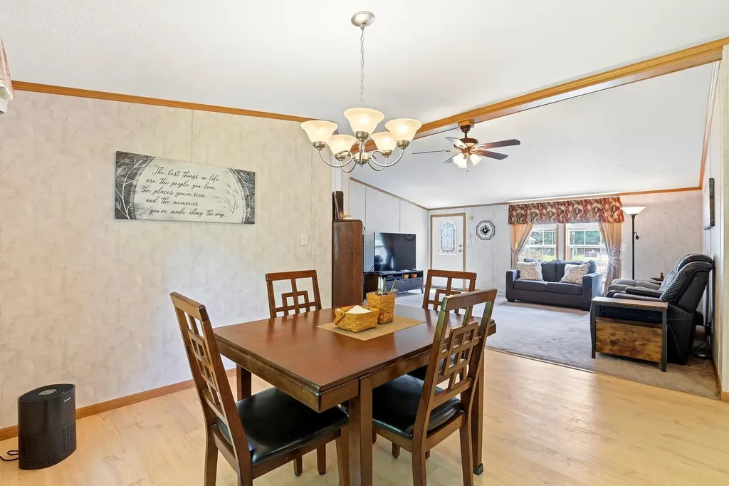 28 Emile Drive Allenstown NH 03275