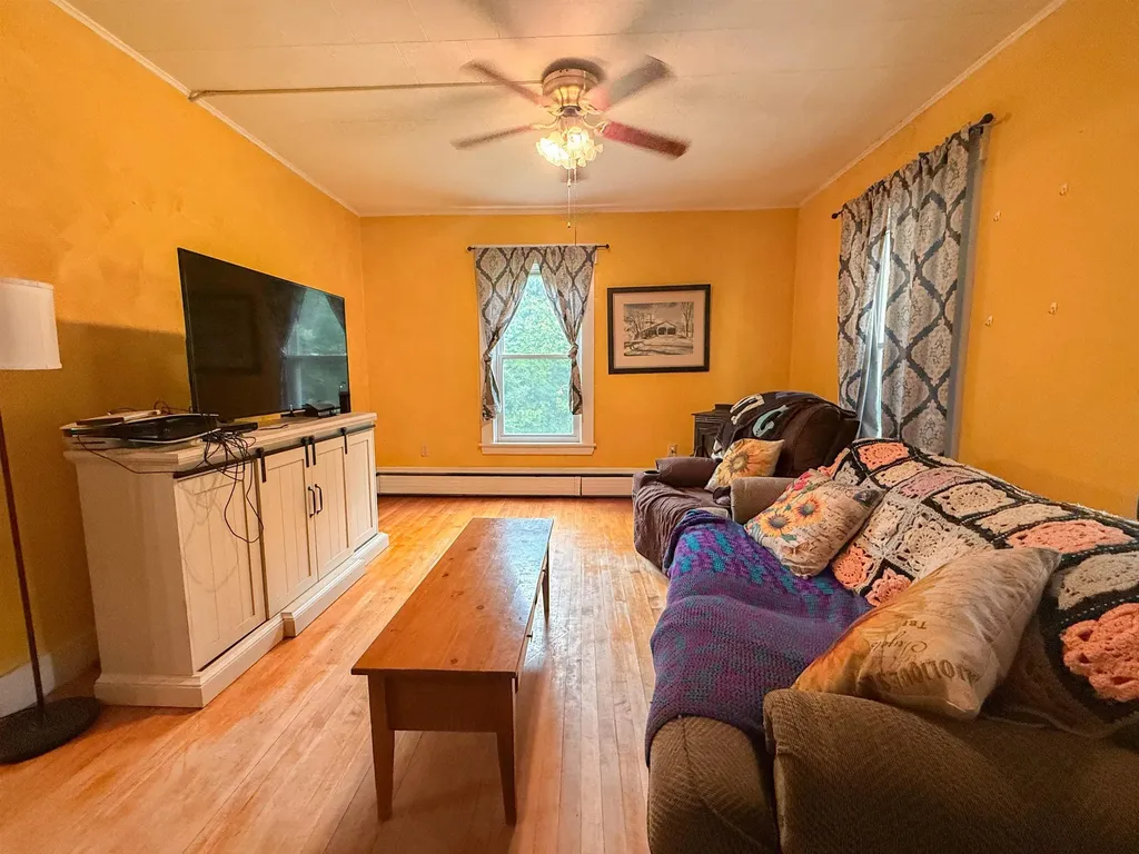 543 Pleasant Street West Rutland VT 05777