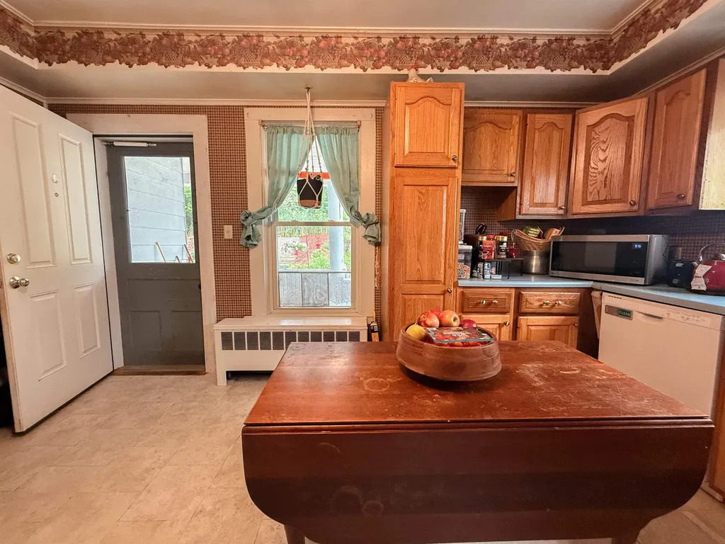 543 Pleasant Street West Rutland VT 05777