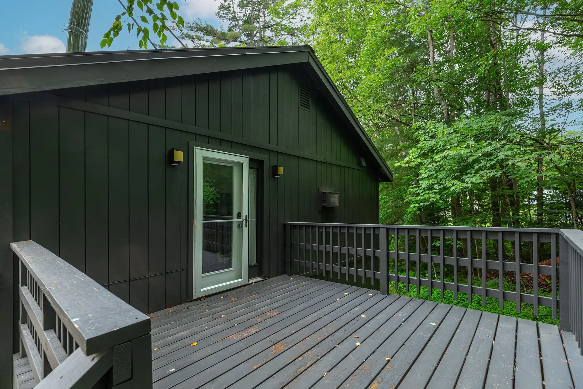 1161 Little Pond Road Londonderry VT 05148