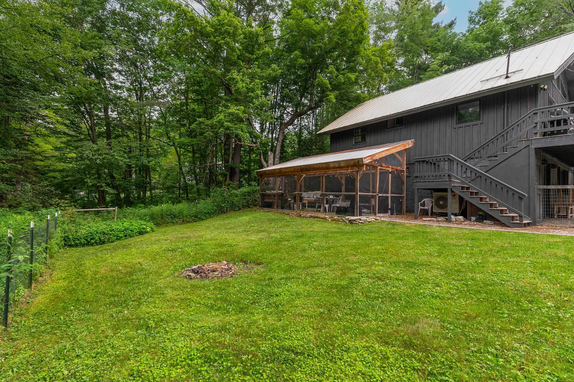 1161 Little Pond Road Londonderry VT 05148