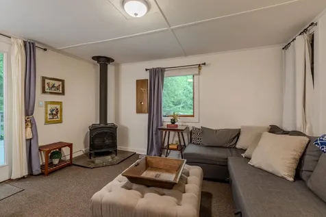 1161 Little Pond Road Londonderry VT 05148