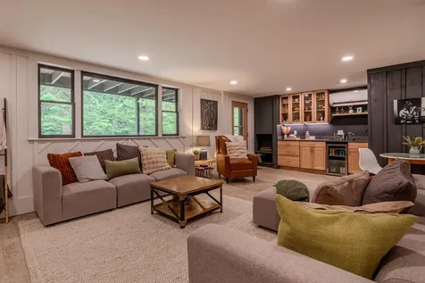 1161 Little Pond Road Londonderry VT 05148