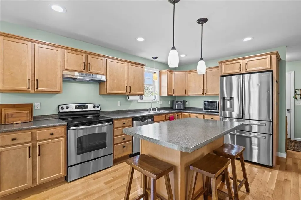 183 Harbor View Drive St. Albans Town VT 05478-4488