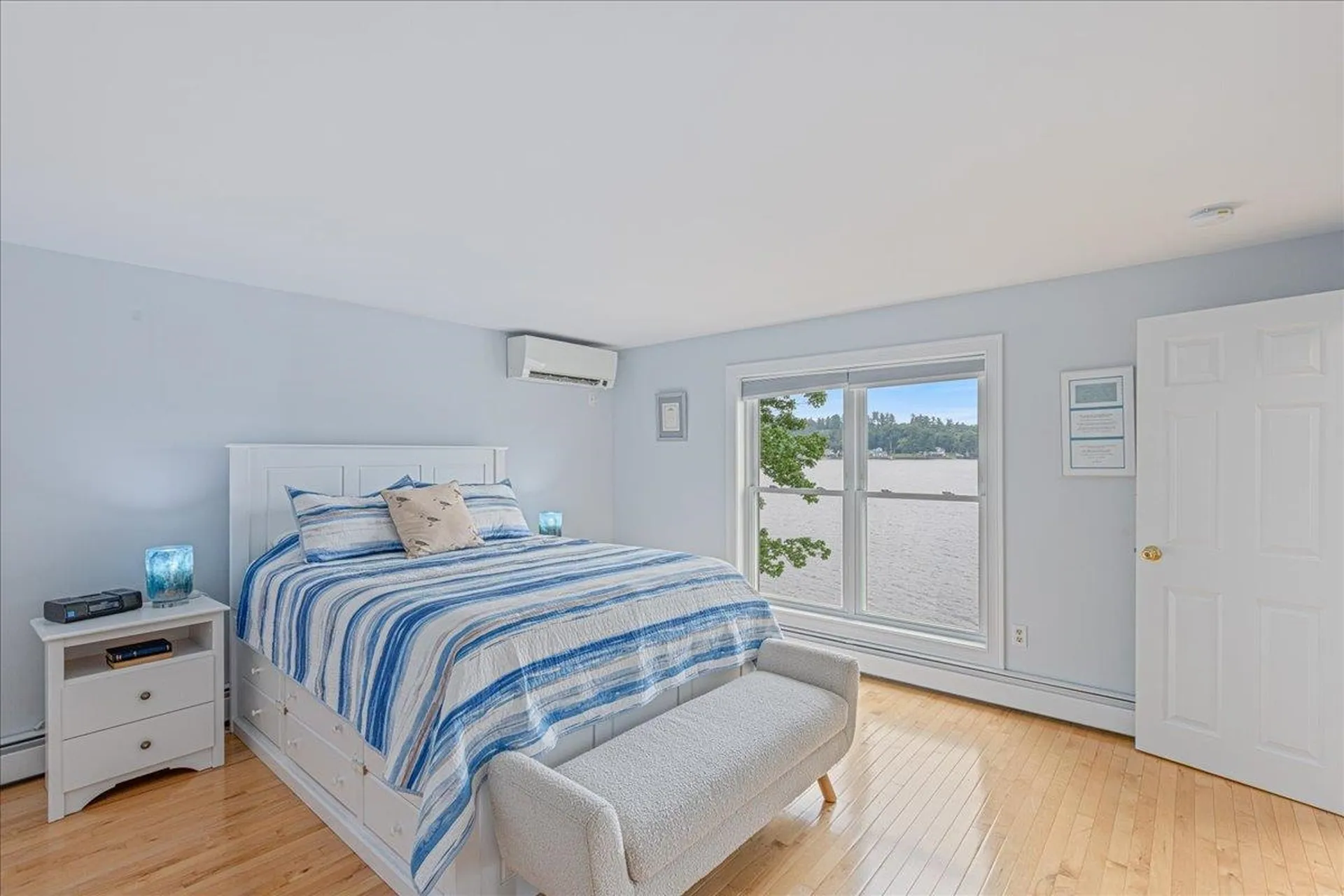 31 N Shore Road Derry NH 03038