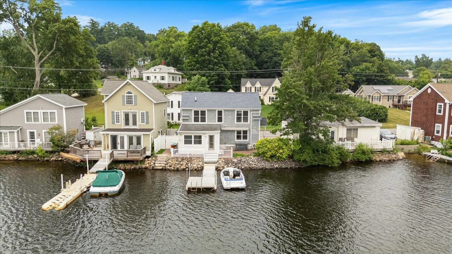 31 N Shore Road Derry NH 03038