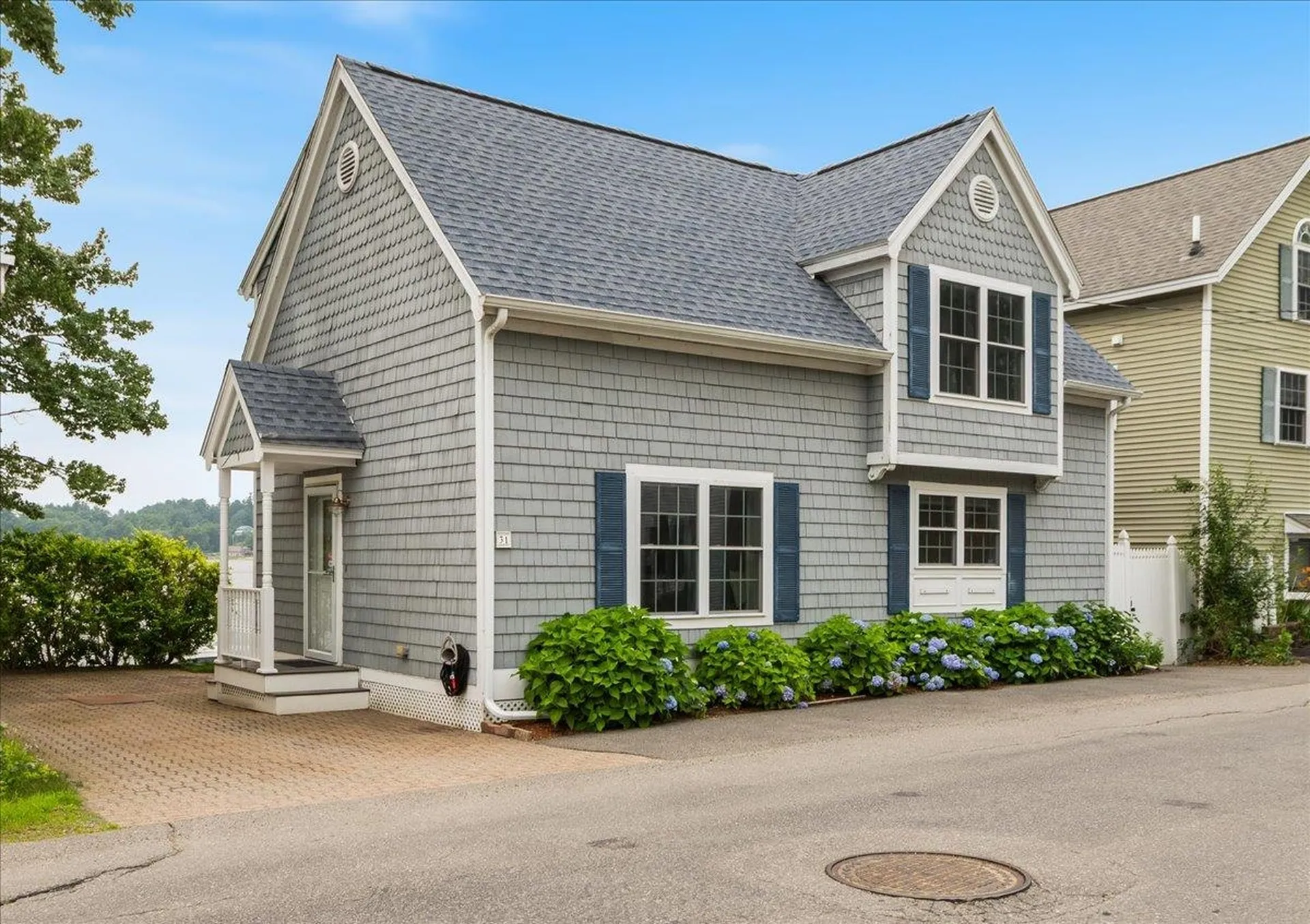 31 N Shore Road Derry NH 03038