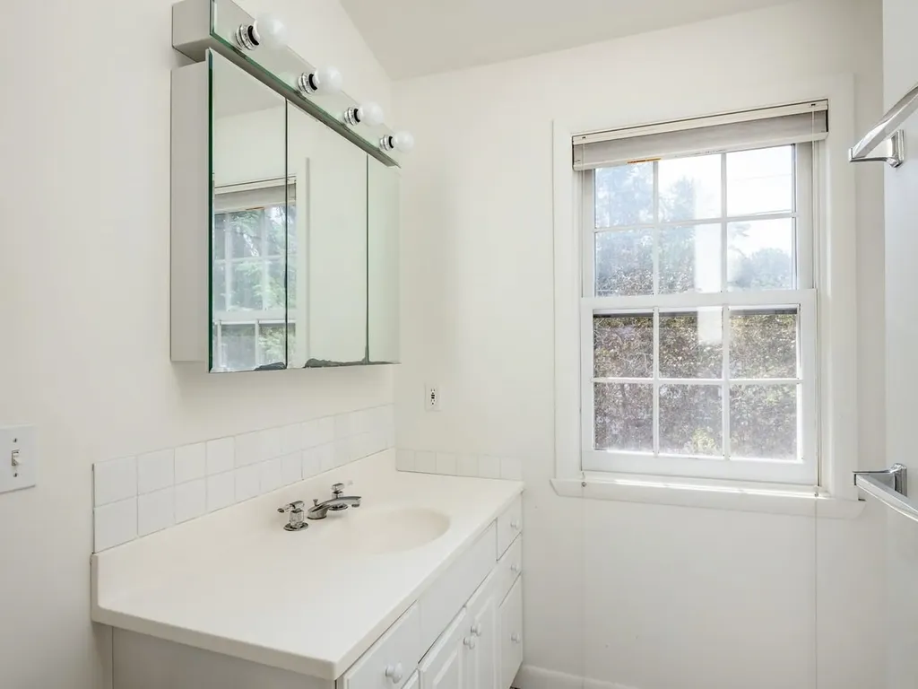 192 Killarney Drive Burlington VT 05408