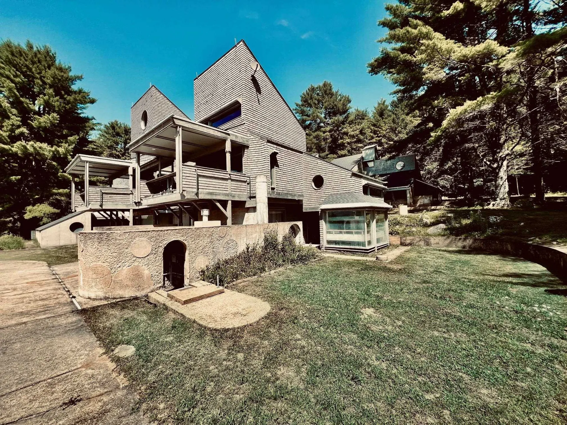435 Avery Hill Road Alton NH 03810