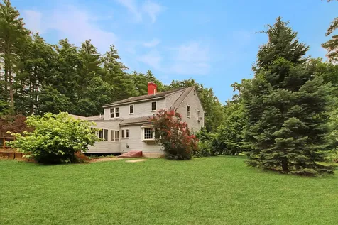 26 Ministerial Drive Merrimack NH 03054