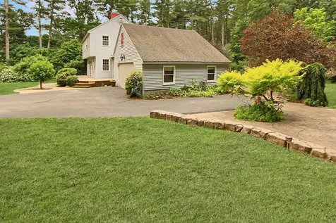 26 Ministerial Drive Merrimack NH 03054