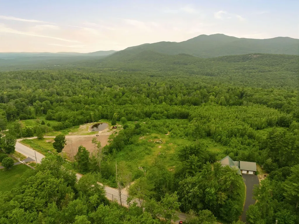 32 Durgin Road Tuftonboro NH 03816