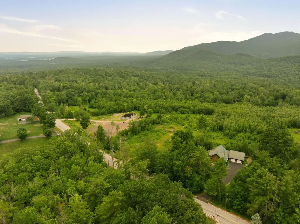32 Durgin Road Tuftonboro NH 03816
