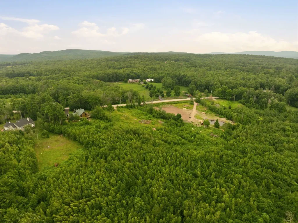 32 Durgin Road Tuftonboro NH 03816