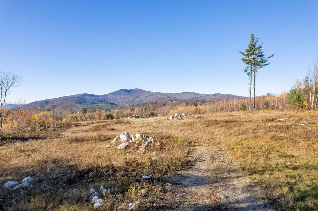 32 Durgin Road Tuftonboro NH 03816