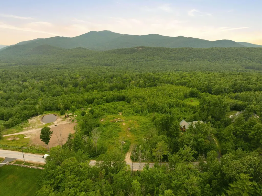 32 Durgin Road Tuftonboro NH 03816