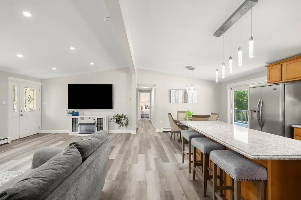 102 Kimball Road Amesbury MA 01913