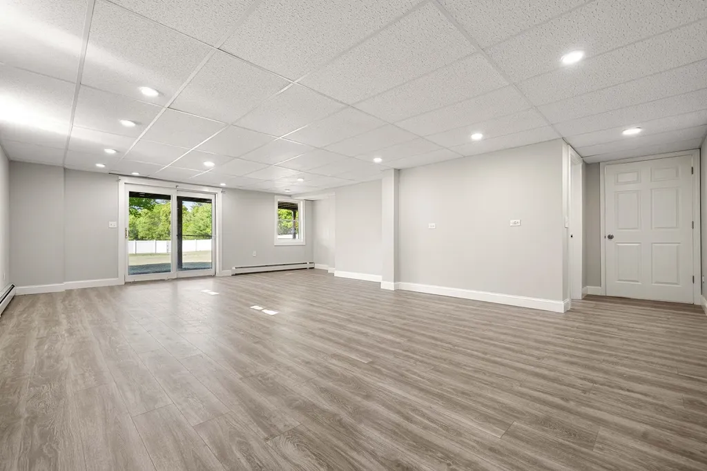 102 Kimball Road Amesbury MA 01913