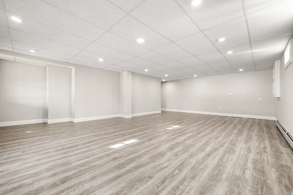 102 Kimball Road Amesbury MA 01913