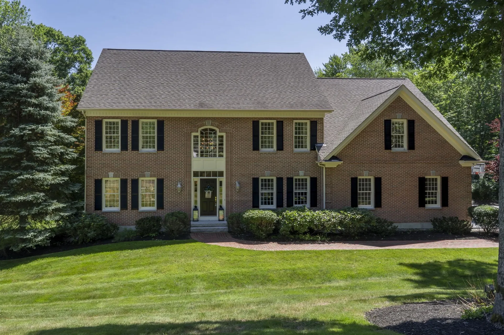 35 Colonel Daniels Drive Bedford NH 03110