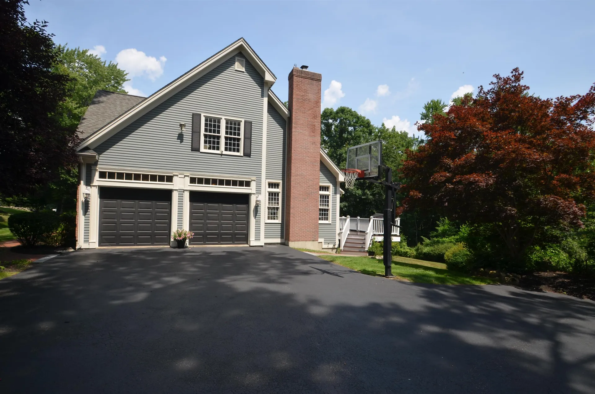 35 Colonel Daniels Drive Bedford NH 03110